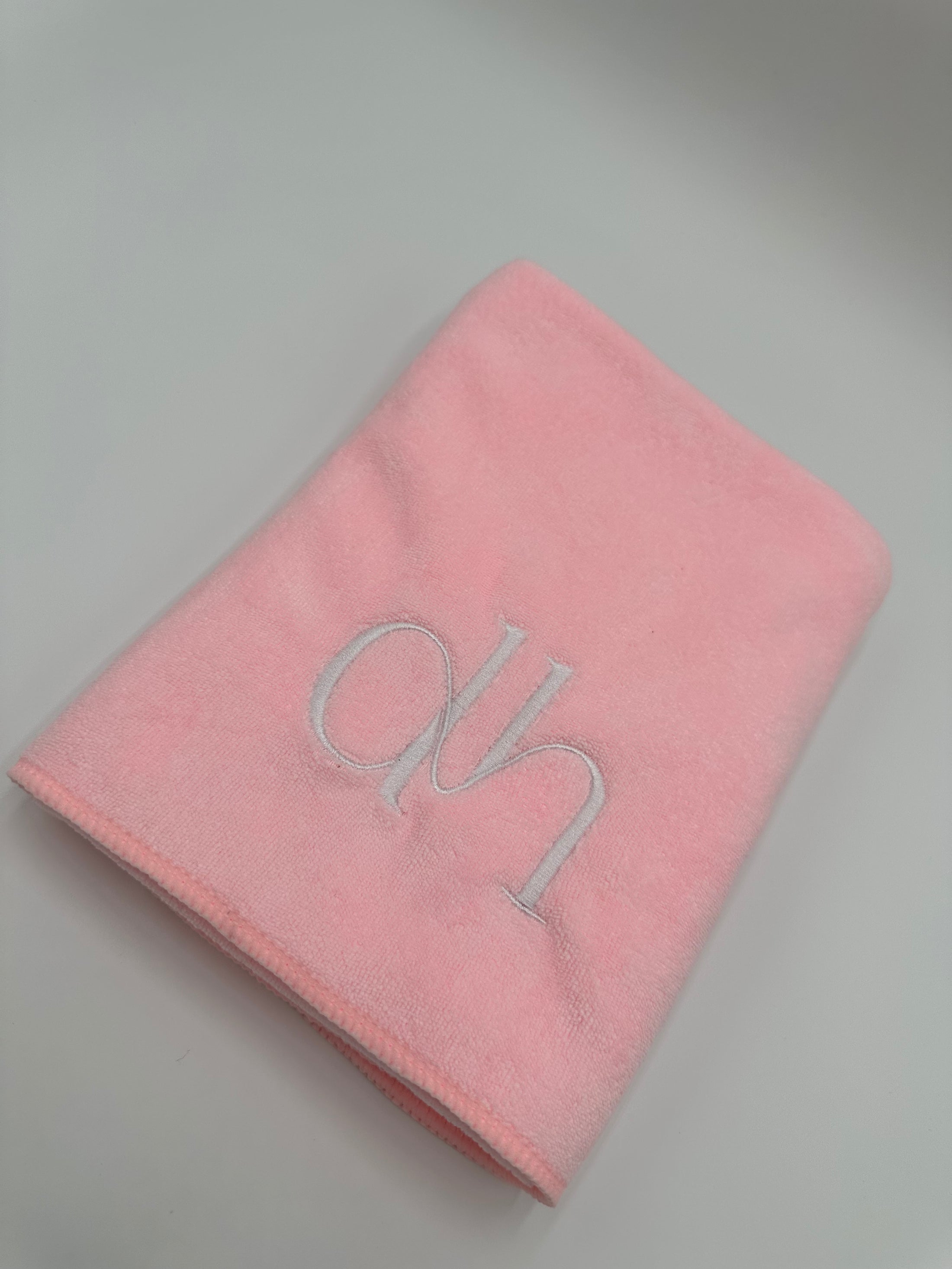 dh Luxury Branded Microfiber Doodle Towel - Premium Pet Drying Solution